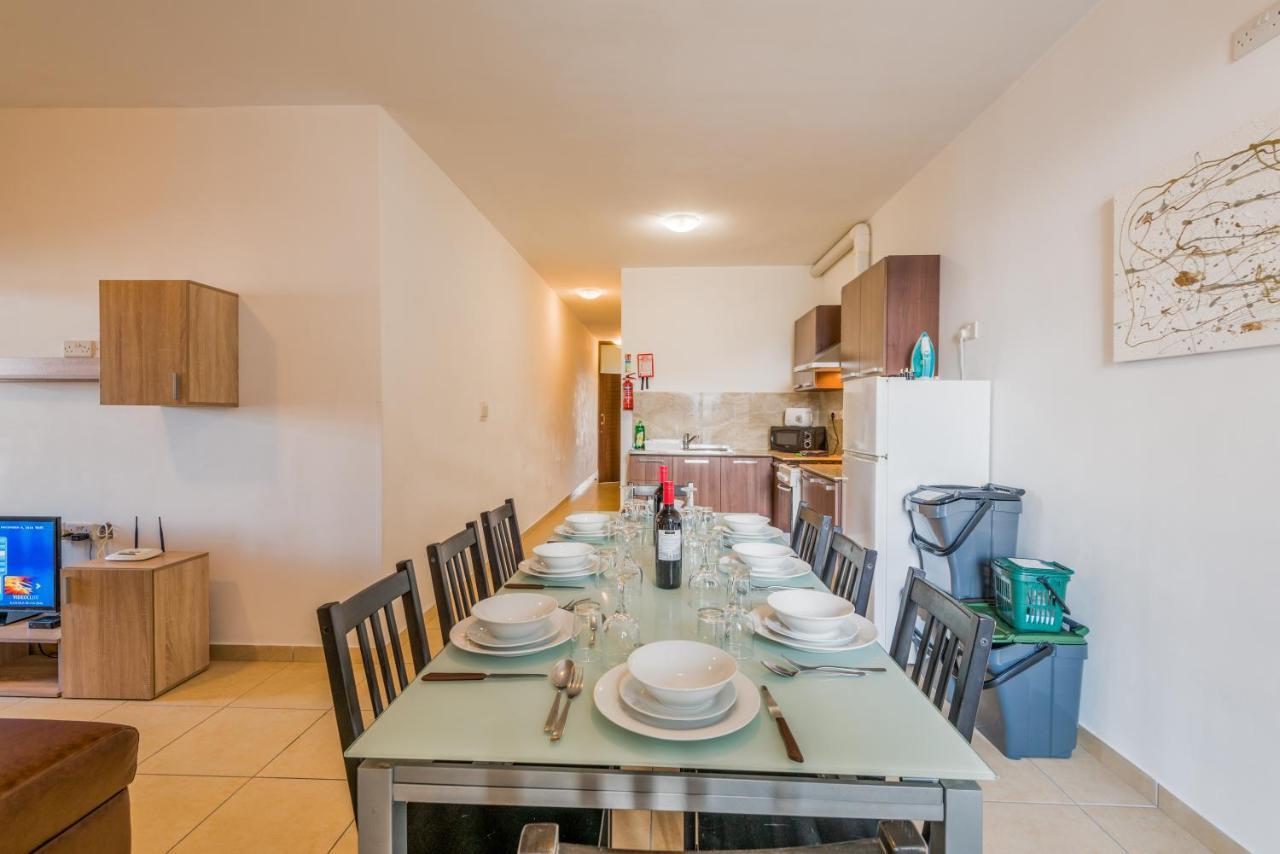 סיינט פול ביי Seashells Apartments With Terrace, Just Off The Seafront In Bugibba - By Getawaysmalta מראה חיצוני תמונה